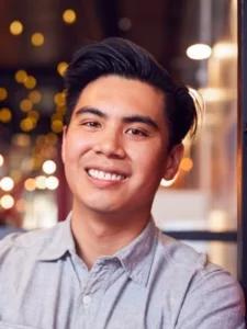 Foto pemilik testimoni